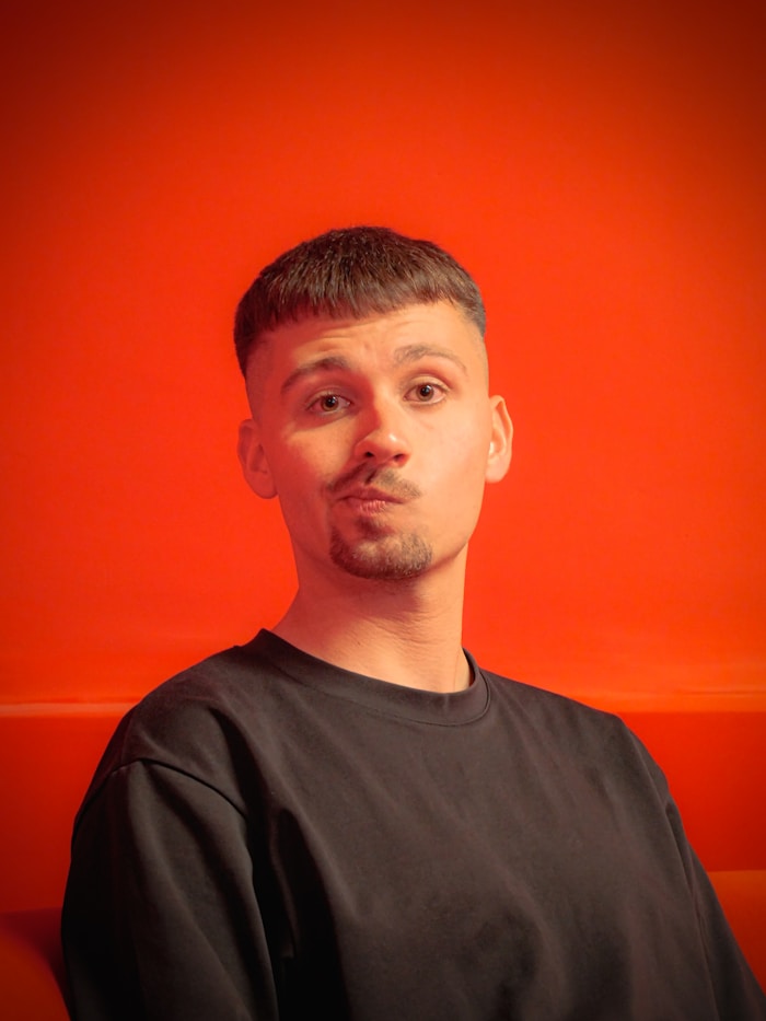 AI grooming scan portrait